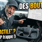 Comparaison ergonomie auto : écran tactile sale vs boutons physiques métal haute qualité