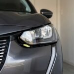 Voyant moteur allumé sur une Peugeot 208 II : que signifie le code P0171 ?